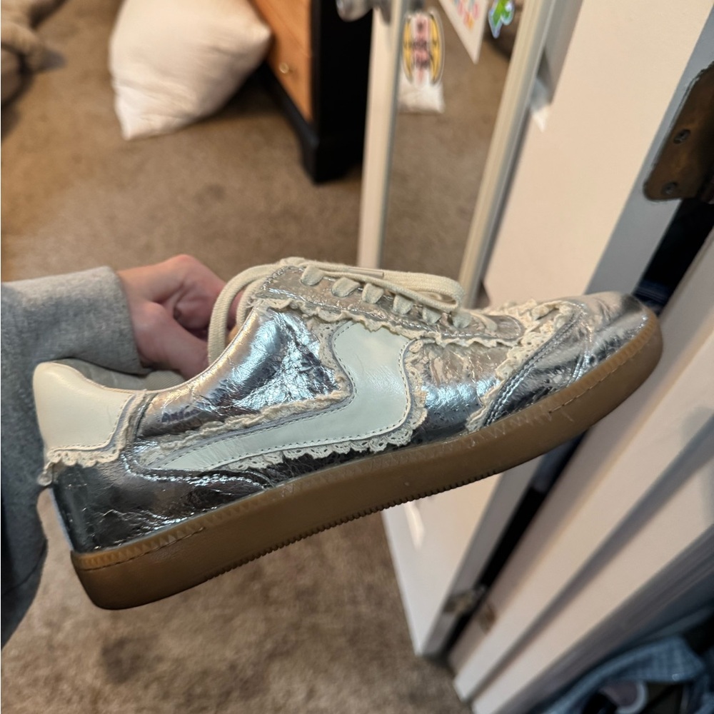 Dolce Vita Sneaker